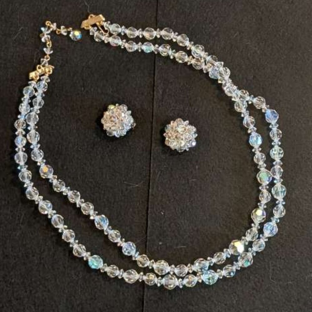 Vintage Lisner Set Iridescent Glass Double Strand Necklace and Earring Set